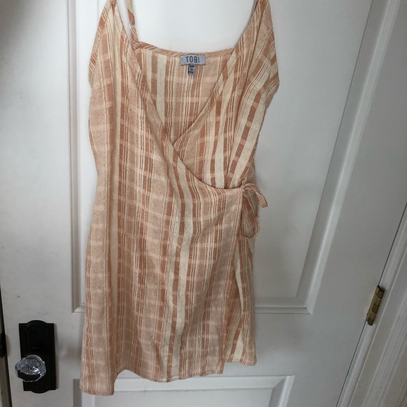 NEW! Wrap dress - Picture 4 of 4